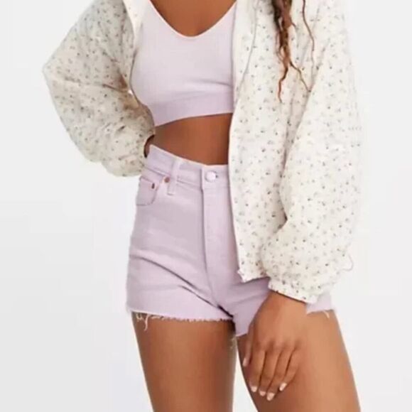 Levi's Light Purple Lavender Ribcage Shorts Size 29 - Picture 2 of 7